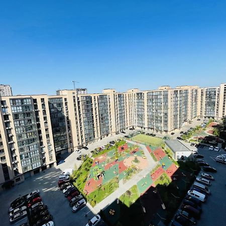 Loft В River Park З Джакузі Dnyipropetrovszk Kültér fotó