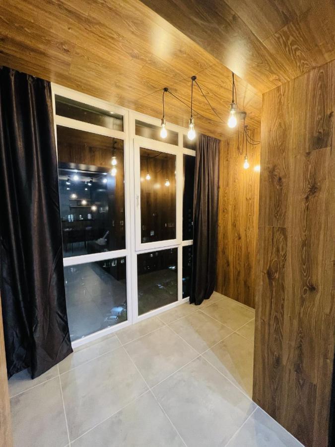Loft В River Park З Джакузі Dnyipropetrovszk Kültér fotó