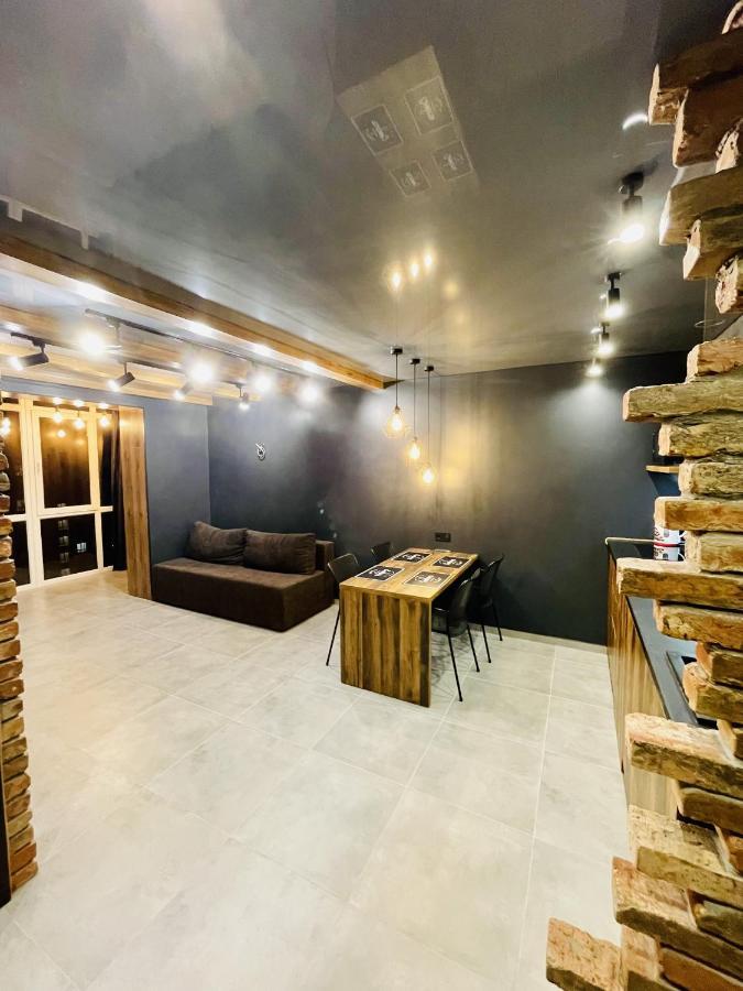 Loft В River Park З Джакузі Dnyipropetrovszk Kültér fotó
