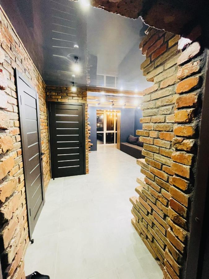 Loft В River Park З Джакузі Dnyipropetrovszk Kültér fotó